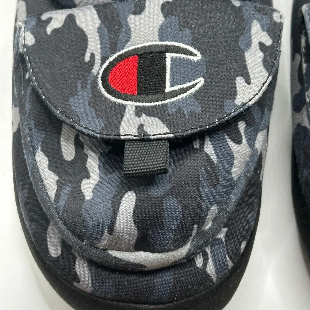 Champion Kids Camo Indoor/Outdoor Slippers‎ with pockets size 6Y